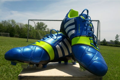 Adidas fotboll skor